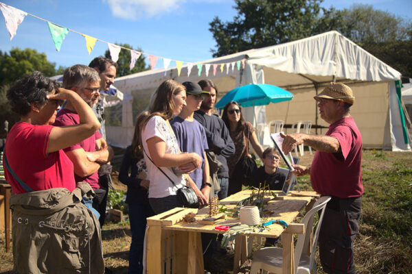 Stéphane au stand jardin