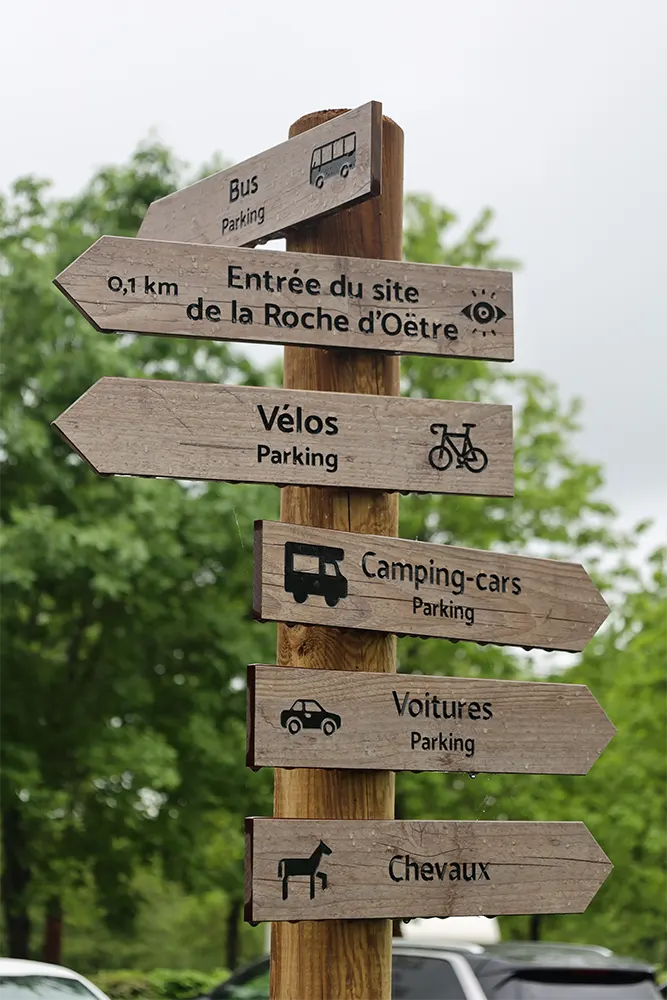 nouveaux panneaux de signalisation